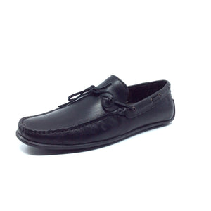 The Acari penny loafer is a quick and convenient slip-on that is ideal for everyday wear or for use as a boat shoe. The subtle handcrafted Italian leather, hand stitching, leather laces, and matte black finish on the Arcari by Angeleone will be a staple you will keep in your wardrobe for years to come. Nordstrom shoes. Zappos. Men's shoes. Men's fashion. GQ.
